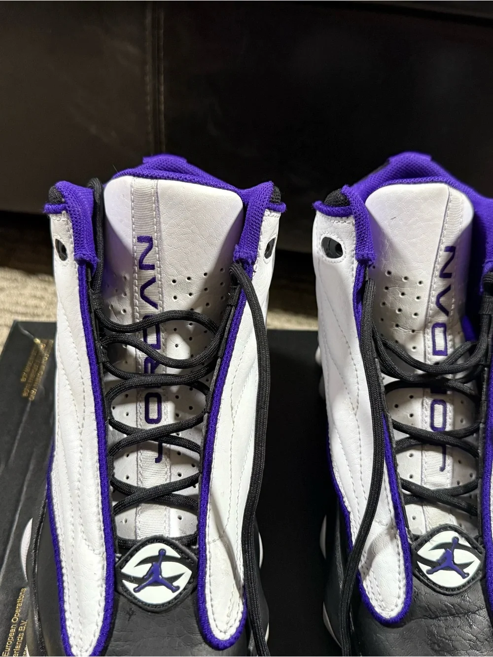 Youth Jordan Basketball Shoes, Black & Purple, Retro style